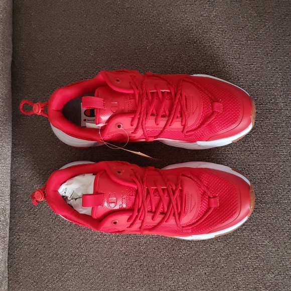 Champion Hyper C Pilot Scarlett red shoes - Picture 4 of 12